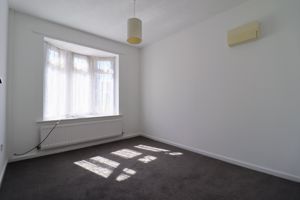 Bedroom- click for photo gallery